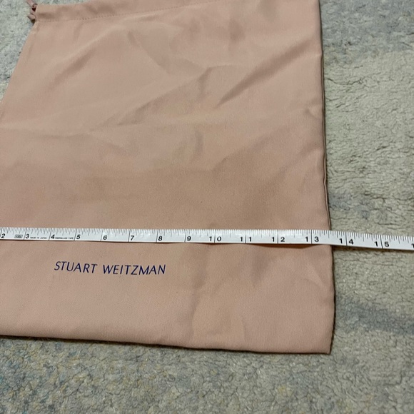 EUC Size Medium Stuart Weitzman Signature Drawstring Dust Bag 15.5” X 13.5” - Picture 6 of 7